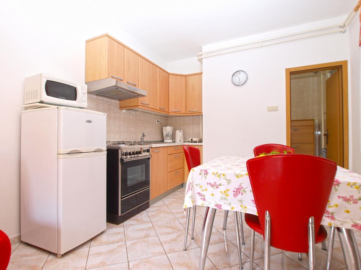 Apartment Nevenka 1482 Медулин Экстерьер фото